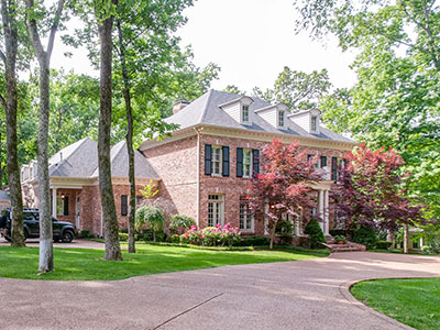 custom home jocelyn residence